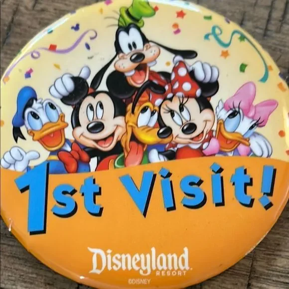Disneyland 1st Visit Buttons - Picture 16 of 17